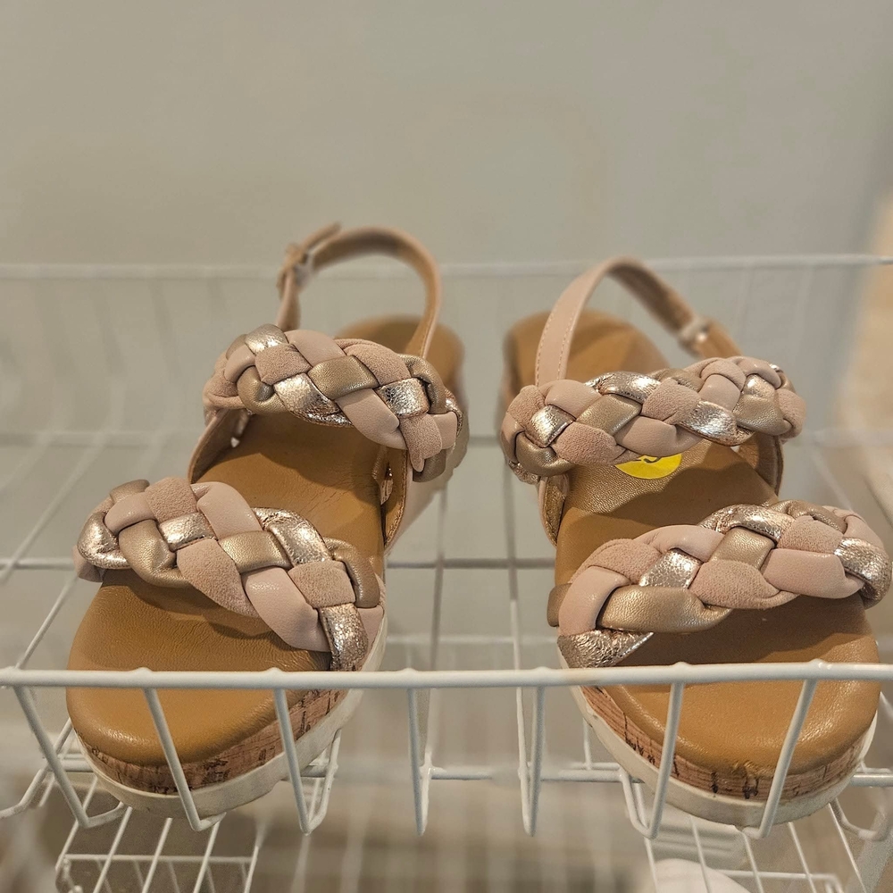 Braided Strap Sandals in Pink and Gold